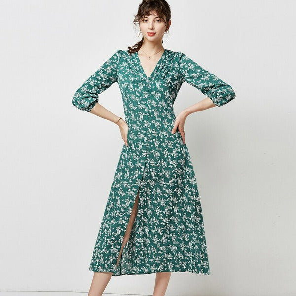 Robe longue verte à fleurs