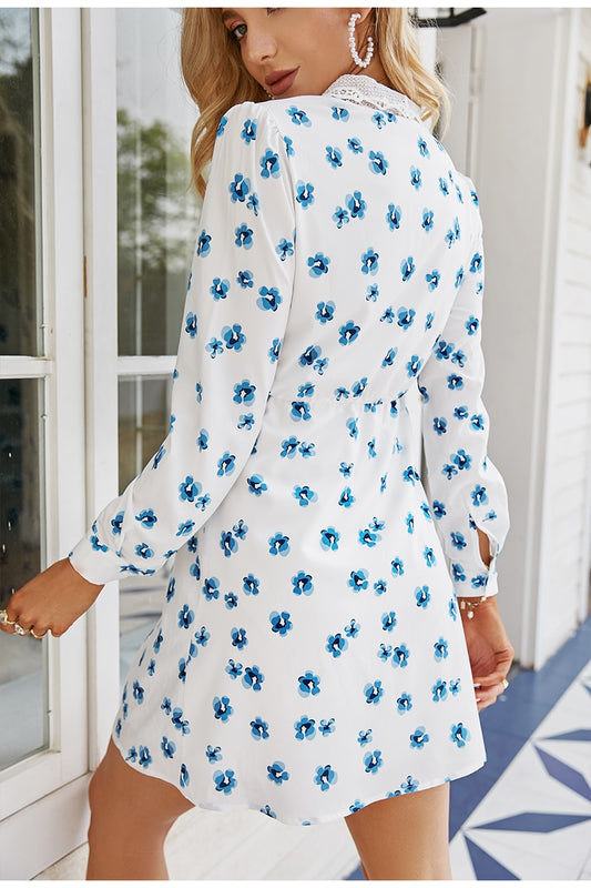 Robe Blanche Fleurs Bleues