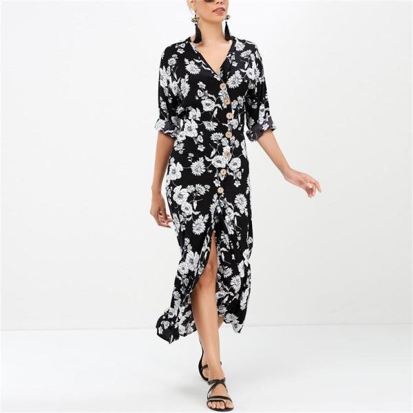 Robe droite noire fleurs blanche